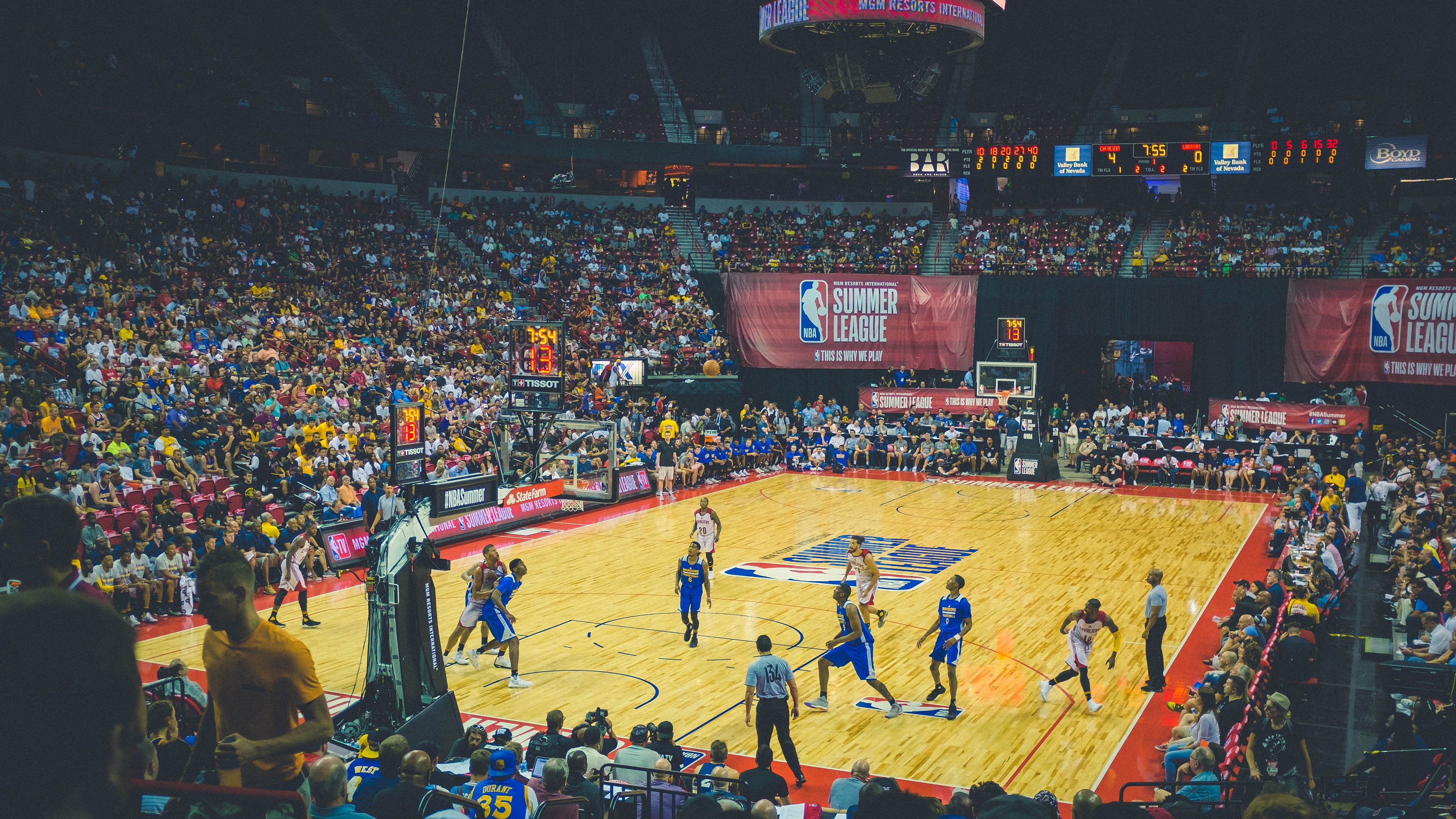 篮球点燃中国的体育激情，篮球高燃